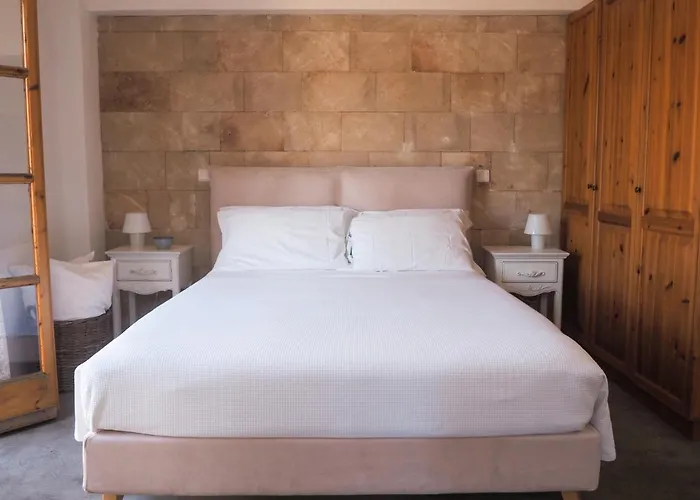 圣乔治公寓酒店 Rhodes City