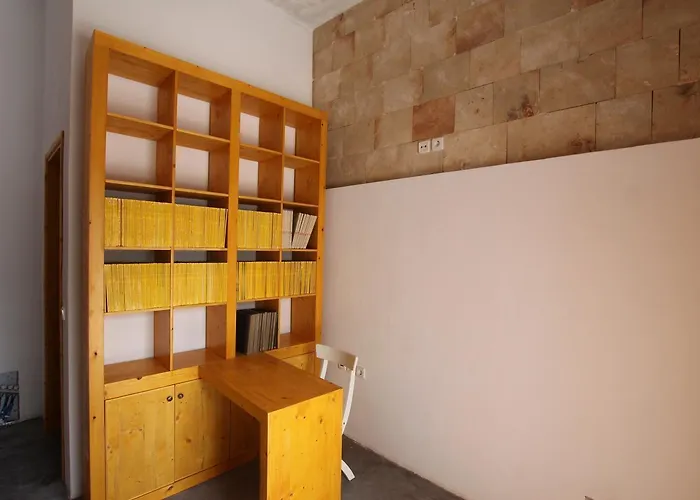 圣乔治公寓酒店 * Rhodes City